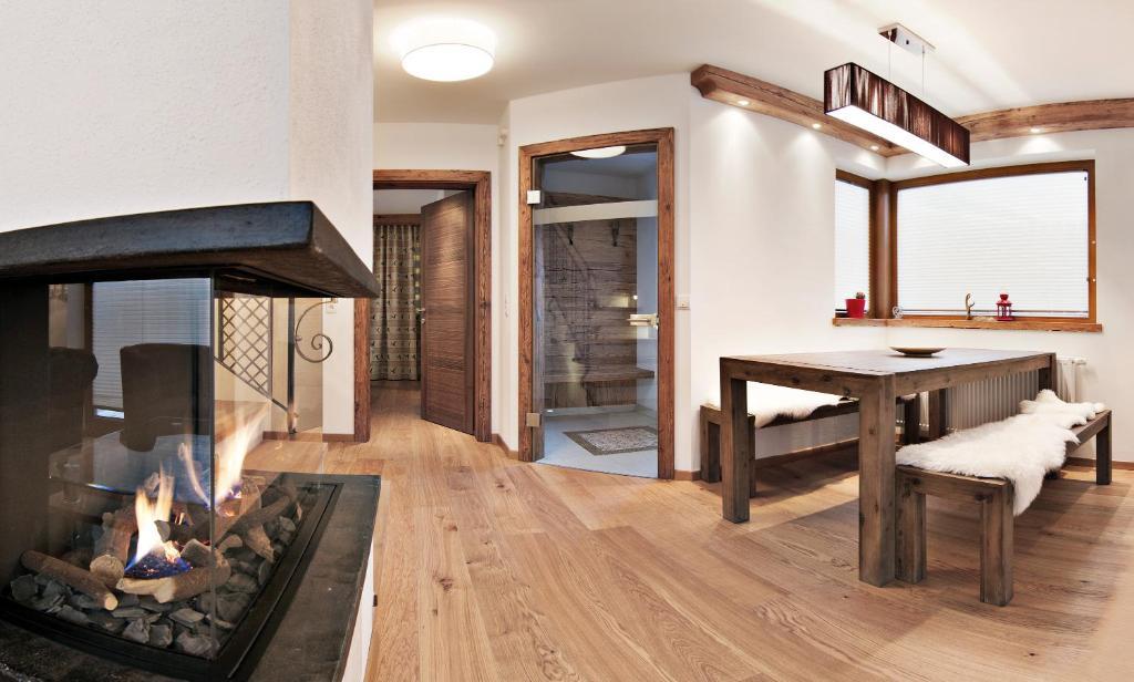 Alpenchalet Bruecke Майргофен Номер фото